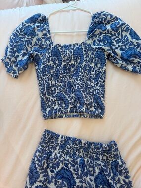 Gingy Blue and White Floral Smocked Two-Piece Set Flowy Skirt with Small Slit